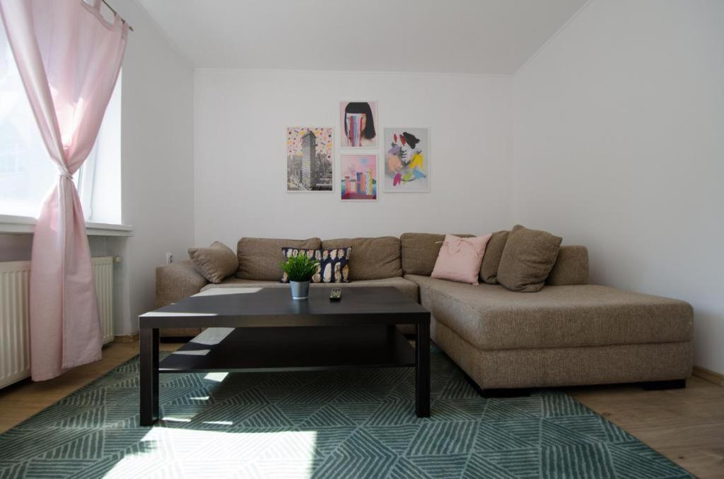 Bright Apartment Near Cismigiu And Old Town Бухарест Экстерьер фото